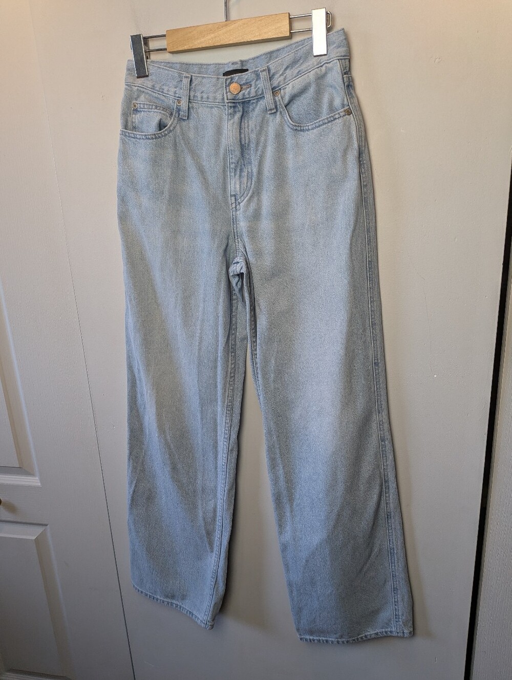 UNIQLO Loose Fit Wide Leg Women Jeans Size 24X31 Pale Blue Color 100% Cotton